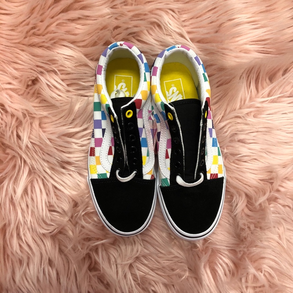 NWT VANS Sneakers Size: 6.5 - Picture 2 of 6